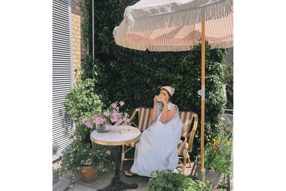 Claire café bench in French weave 108 cm