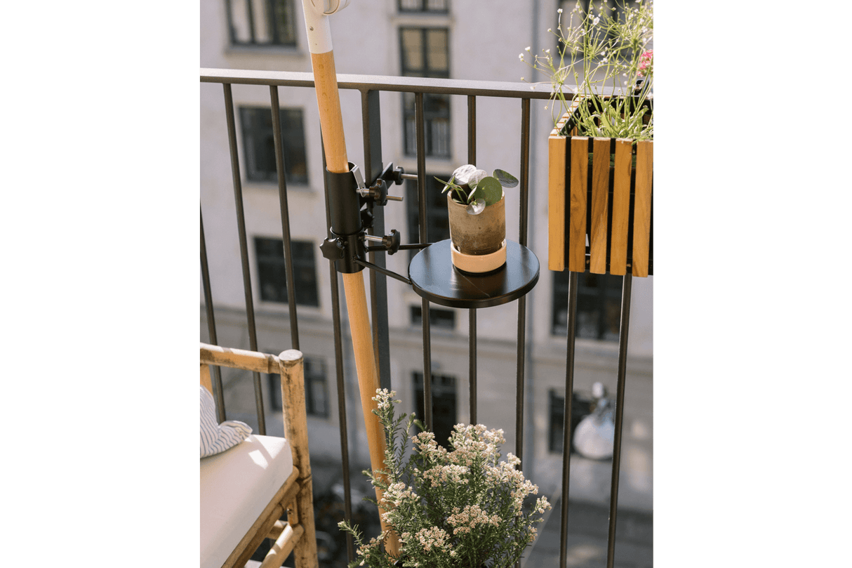 Felix holder and shelf for parasol bracket