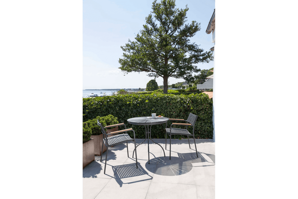 Mood air chair with armrest