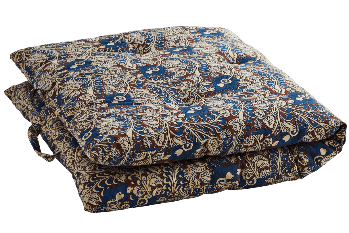 Patterned blue mattress 60 x 100 cm
