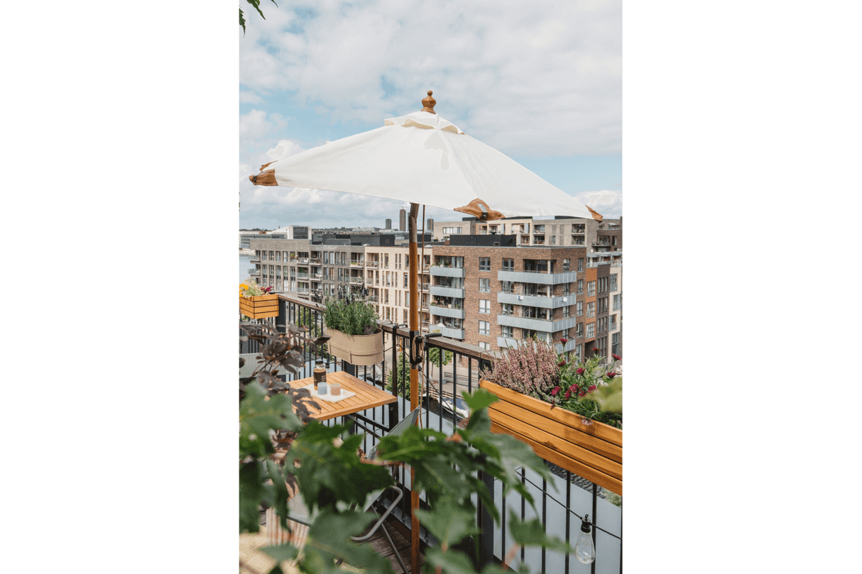 Parilla solid color parasol with tilt Ø200 cm