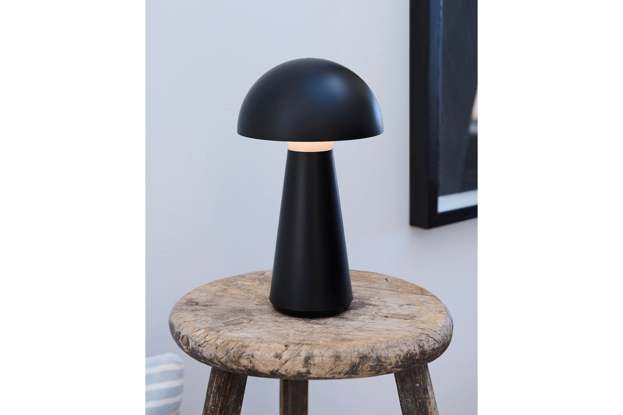 Sam rechargeable lamp