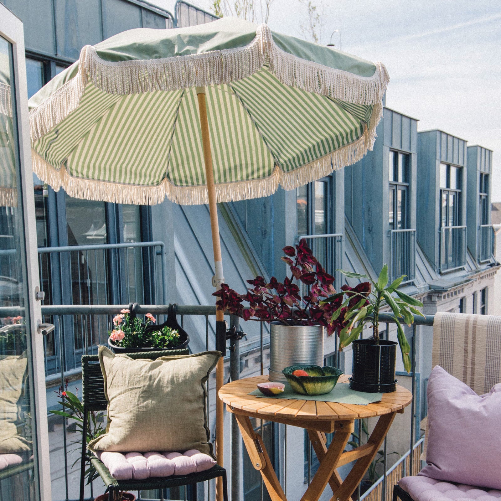 Worth knowing - and measuring, before buying a parasol