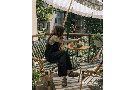 Galina teak hanging table 60 x 40 cm