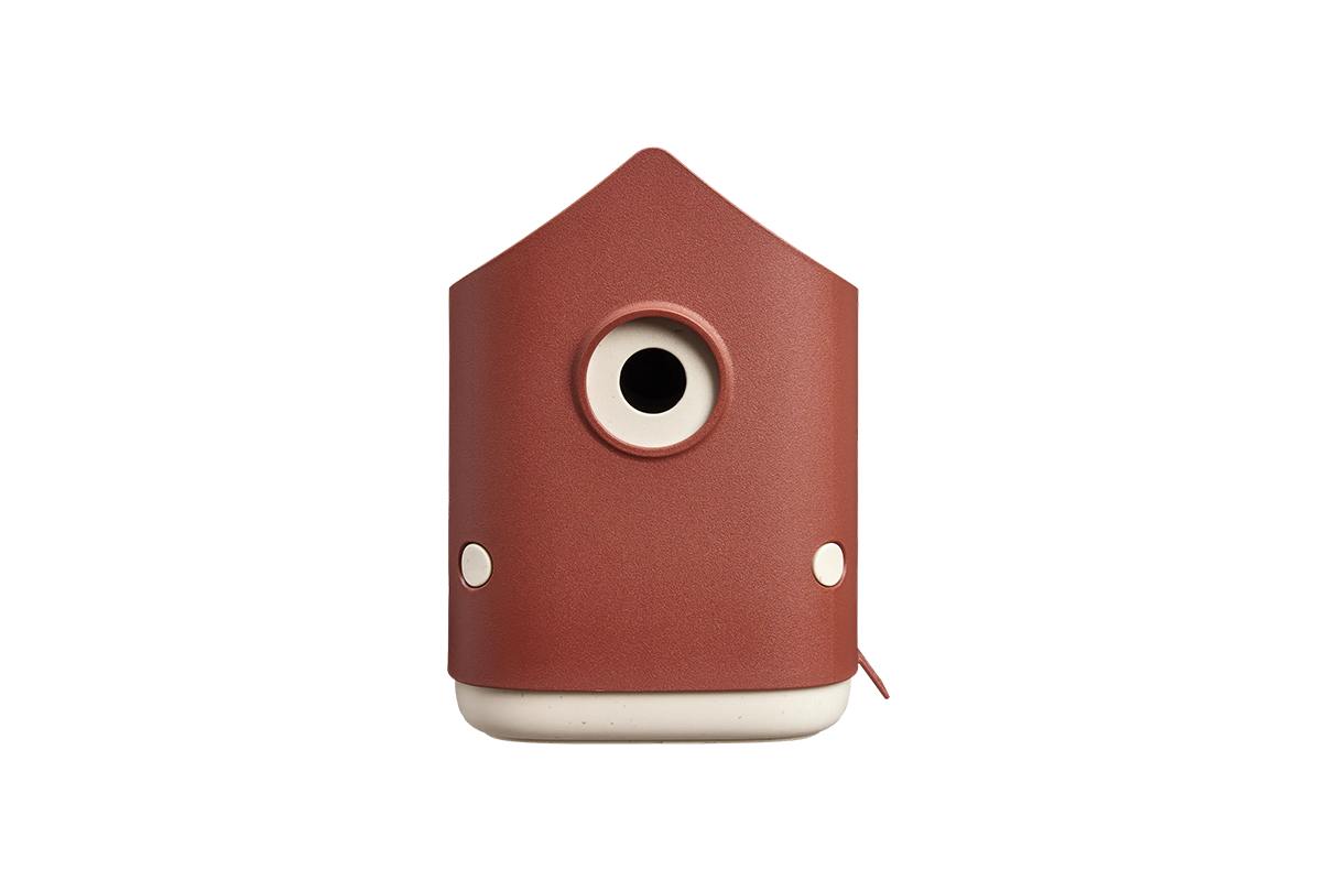 Cosy bird house