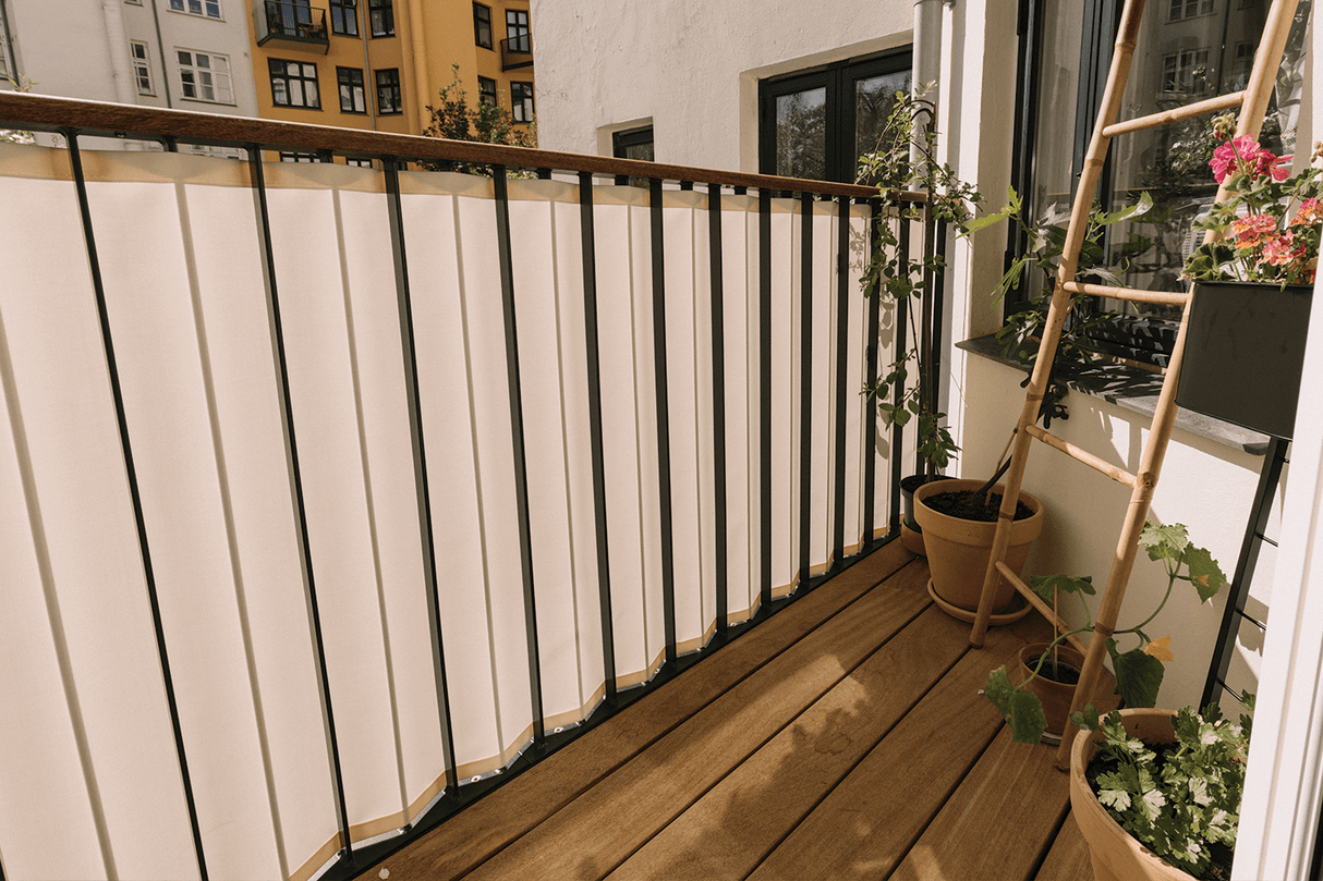 Balcony sunshades made to measure - Fabric with a 10-year warranty