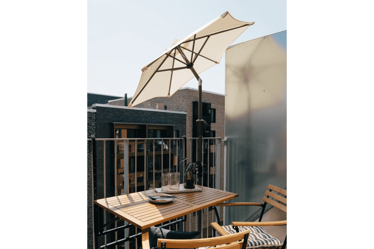Emma hanging table 80 x 56 cm