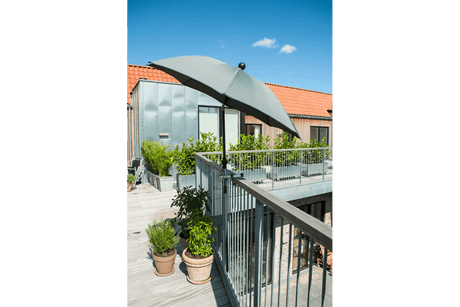 Ellen solid color parasol with tilt Ø130 cm