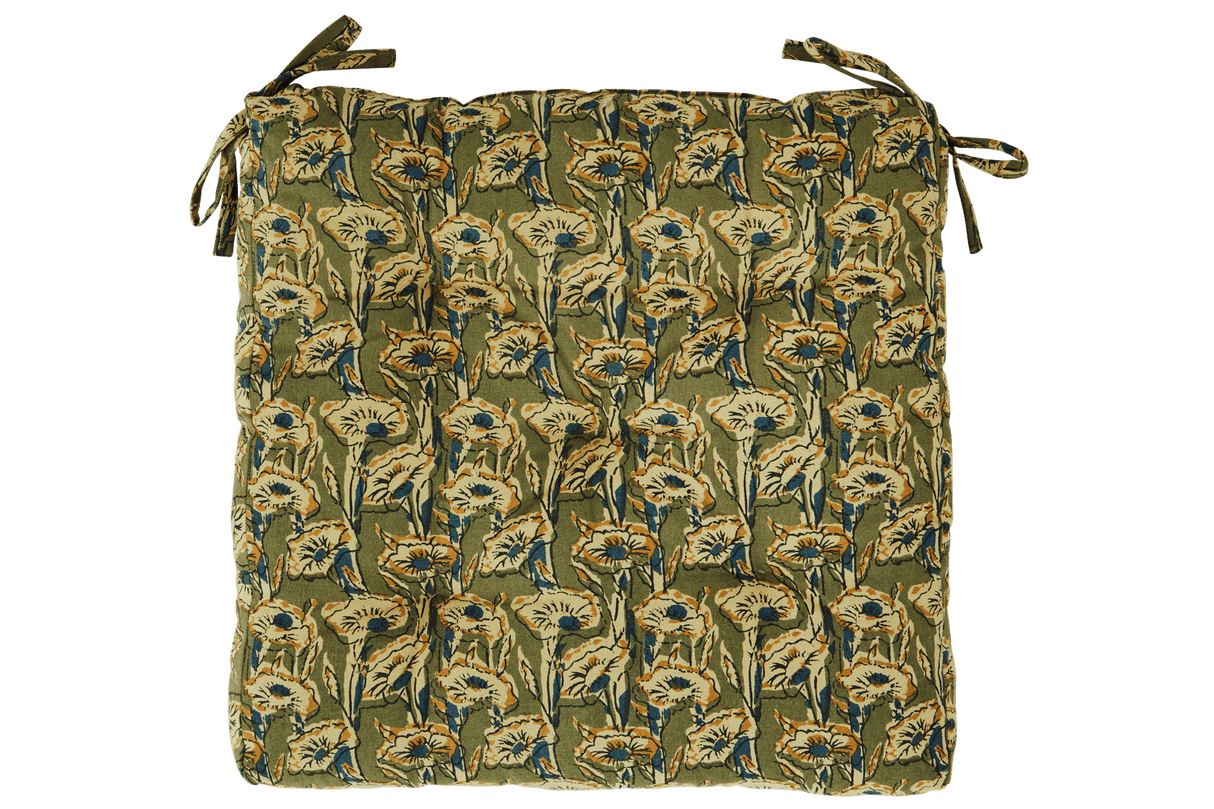 Floral seat cushion 45 x 45 cm