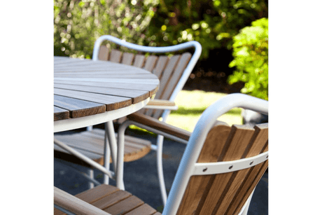 Teak chair with aluminum frame